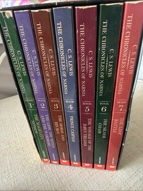 The Chronicles of Narnia 7-Book Paperback Set - Multi-Color